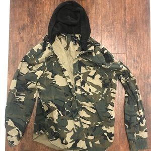 Forever 21 Men’s Camo Jacket